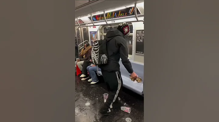 The people in the nyc subway never disappoint #newyork #shorts