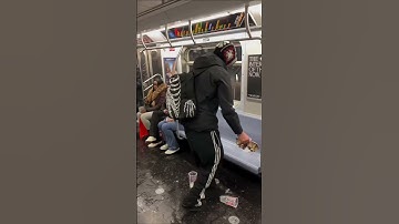 The people in the nyc subway never disappoint #newyork #shorts