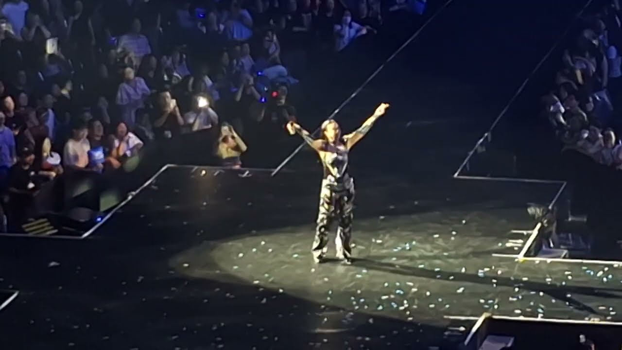 เปล่าหรอกนะ - คริสติน่า (90's X 2 Super Concert) 13 ก.ย. 2568