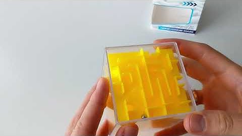 3D maze Cube rolling game