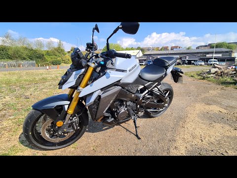 Vídeo: Olá Suzuki GSX-S1000! O Hamamatsu maxinaked é mais potente, mais agressivo e um pouco mais tecnológico, por 13.695 euros