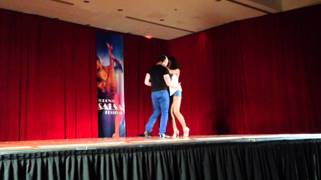 Felicien and Isabelle Kizomba Performance