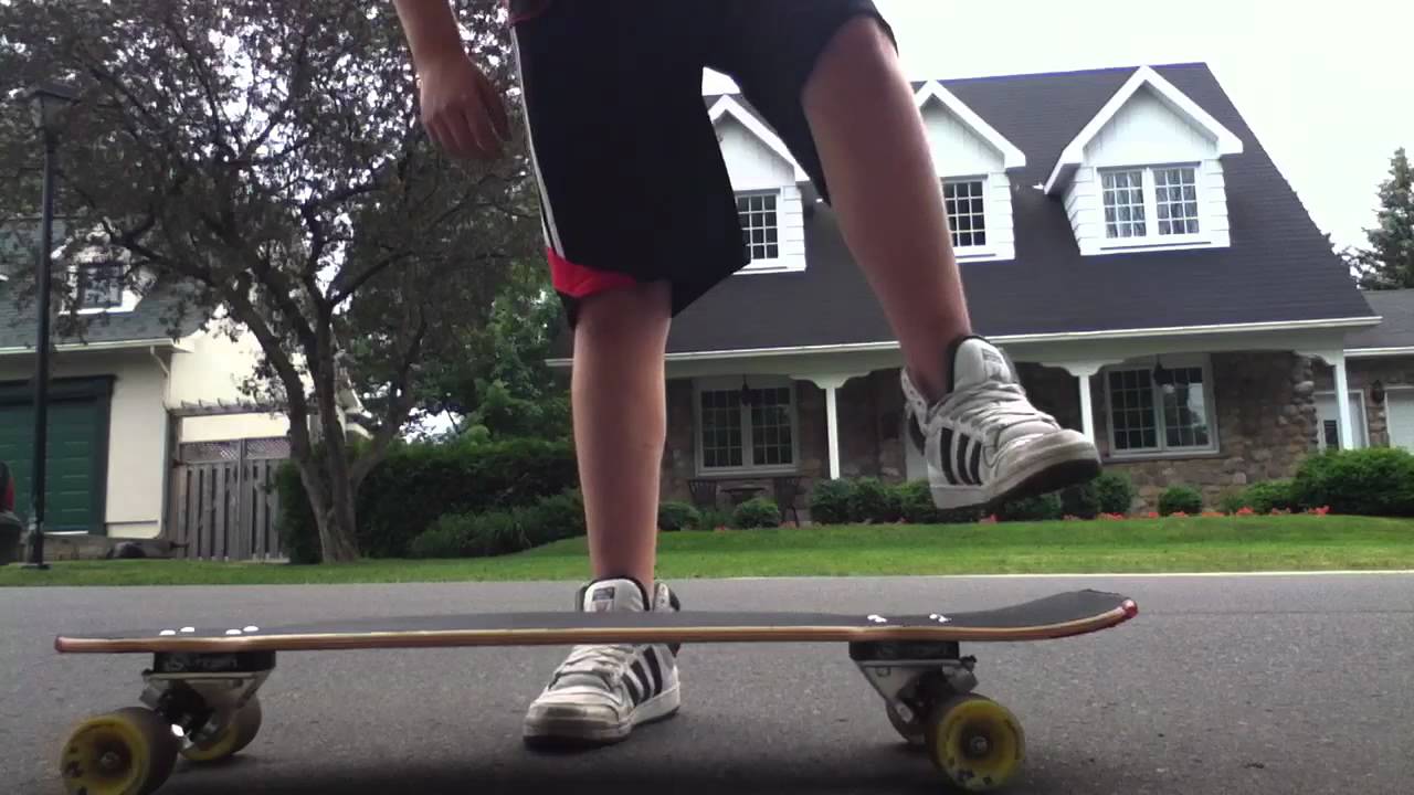 How to manual on a longboard - YouTube