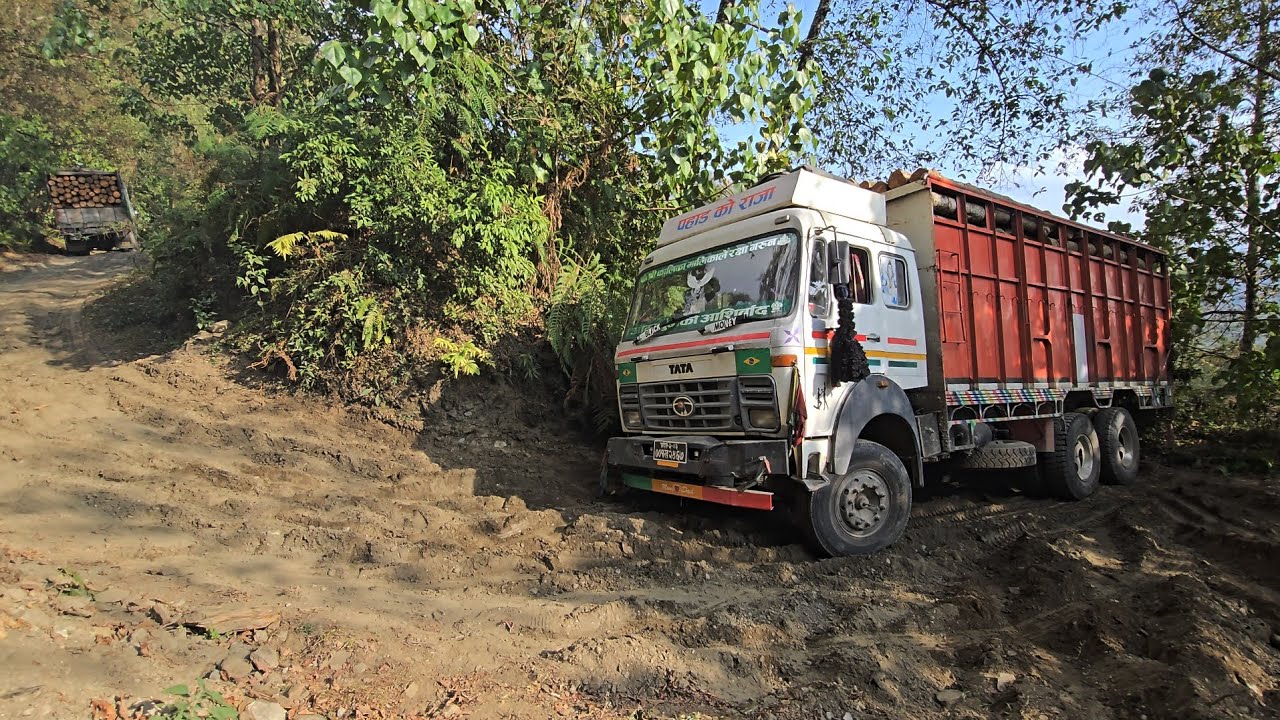 Dangerous Road of Nepal / Lamjung, Nepal