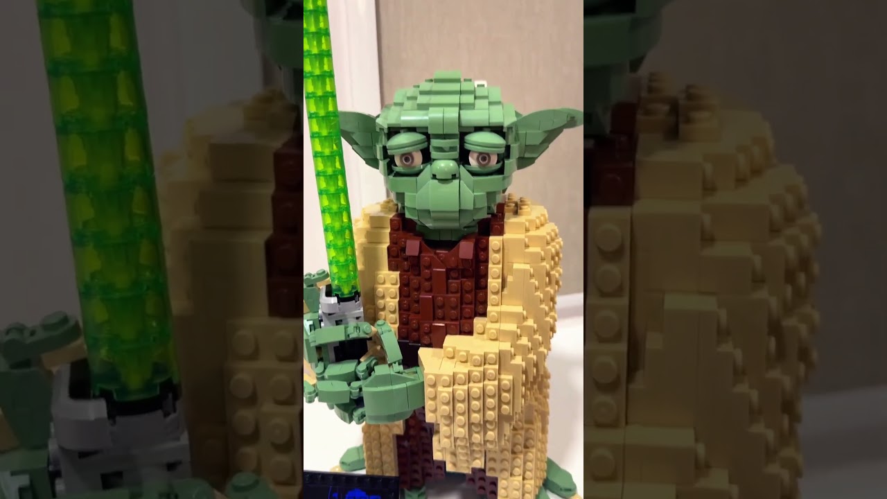 Собранный Магистр Йода на 1771 деталь 