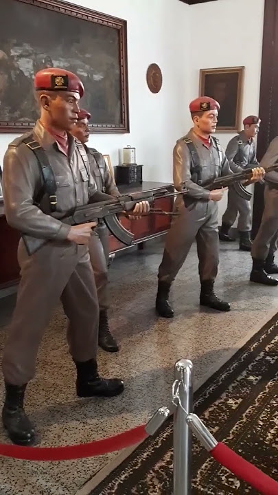 Diorama Ade Irma Suryani Nasution tertembak oleh cakrabirawa pada peristiwa G30S/PKI #shorts