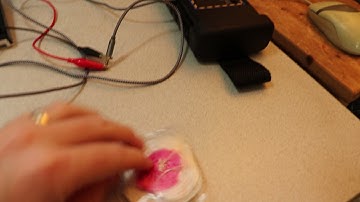 Using radiation to generate random numbers