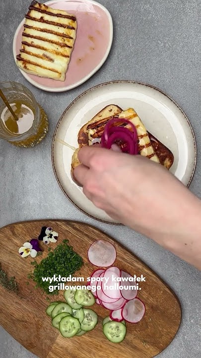 tosty-francuskie-z-grillowanym-halloumi-przepis-na-wytrawne-niadanie