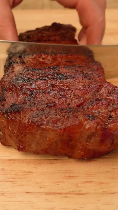How to Cook Steak in the Weber Easy