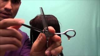 Download Lagu Mujeres Cortando El Pelo A Hombre Con Tijera MP3 Mujeres Cortando El Pelo A Hombre Con Tijera