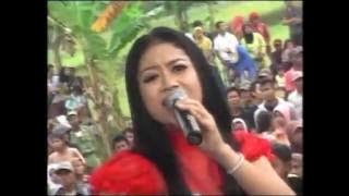 Monata - Lilin Herlina - Sasaran Emosi