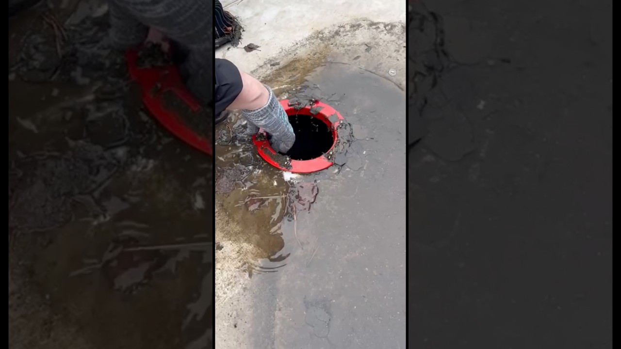 Лопнули 2 воронки 