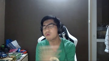 Comment Facebook PewPew "Chả có gì buồn cười"