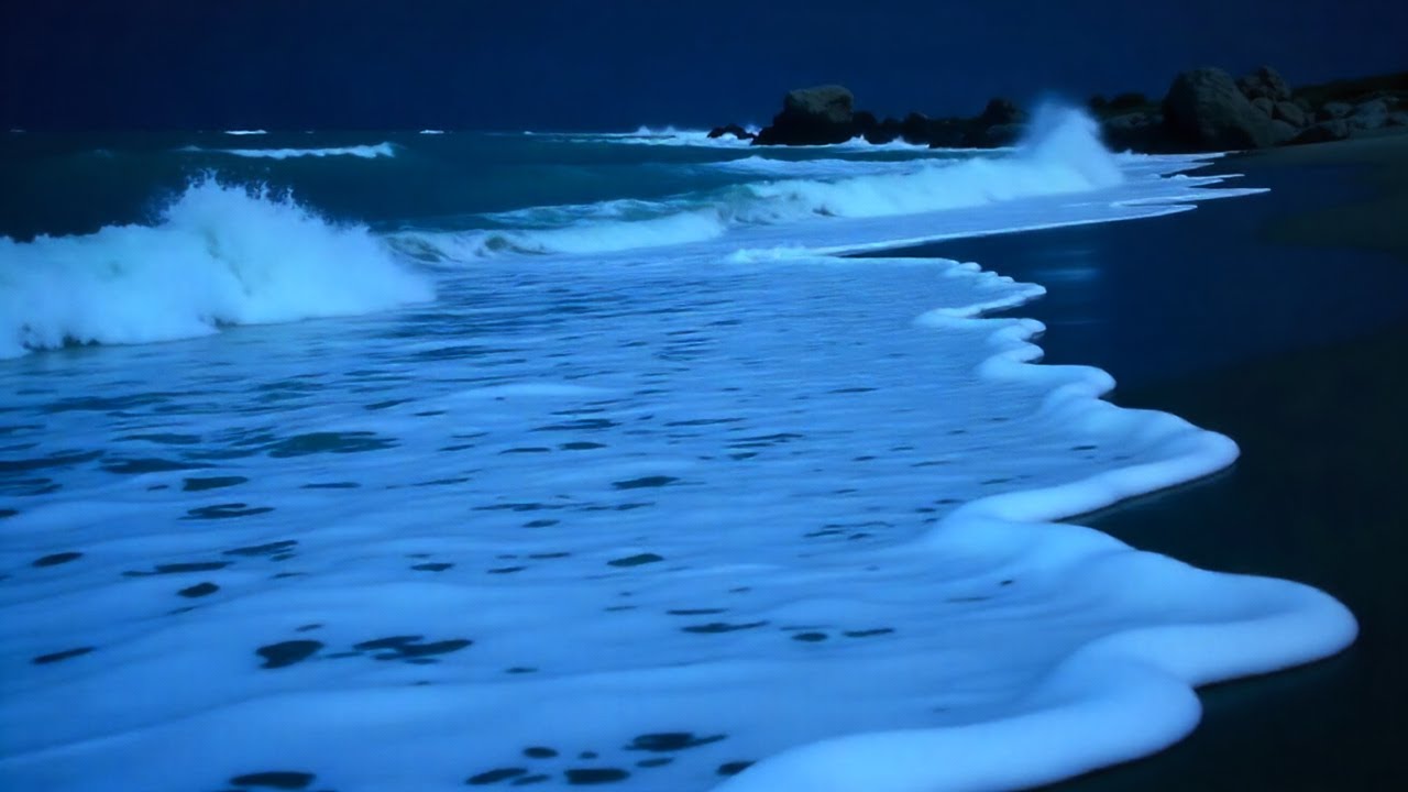 INSTANT CALMING BY LISTENING TO WAVES CRASHING 🌊 Gentle Ocean Sounds For Sleeping