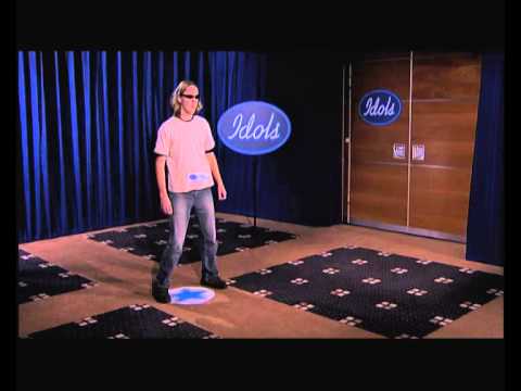 Hilarious Mark singing "Alane" by  Wes - Audition - Idols season 2
