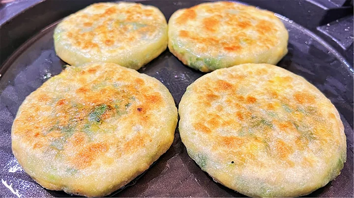 馅饼这么做省时省力还好吃，不揉面不擀皮，鲜美无比，比肉饼还好吃 - 天天要闻