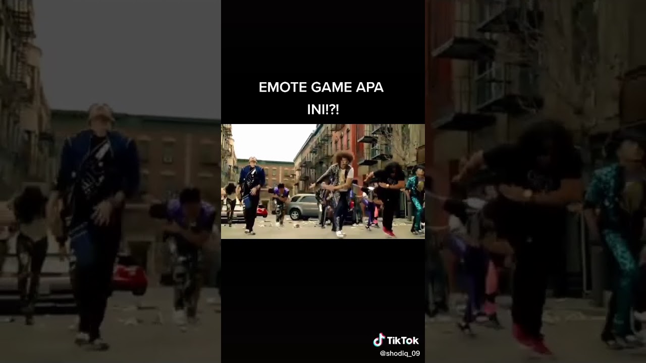 Emot Free Fire Di Dunia Nyata Youtube