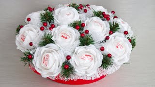 Как собрать новогоднюю корзину с розами из конфет своими руками?  Новогодний подарок. Идея DIY