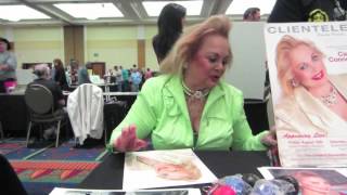 Via http://boyculture.com singer/songwriter carol connors talks
briefly about phil spector while signing autographs and meeting fans @
the hollywood show in ...