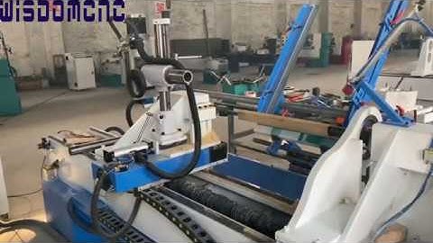 1530 Auto loading unloading CNC Wood Lathe Turning Machine