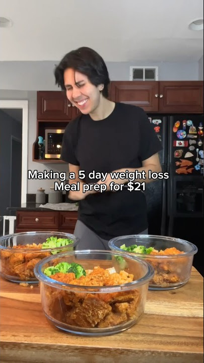 Making a 5 day weight loss meal prep for $21 #food #cooking #weightloss #mealprep
