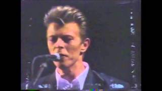 David Bowie - Space Oddity (1990 Sound and Vision tour - Tokyo, JP)