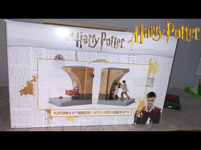 Harry Potter Hallmark Collection 2021 : Talking Sorting Hat : Three  Broomsticks : Wizard in Training 