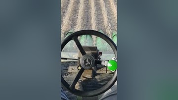 John Deere row crop head in action