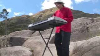 Manuelito Duchi Anita Lucia.wmv