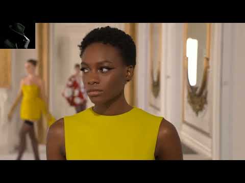 VALENTINO от Кутюр Весна Лето 2022 Париж