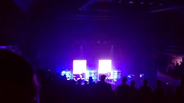 Porter Robinson + Madeon - Goodbye To A World Part 2 (Live @ Olympia 9-02-17)