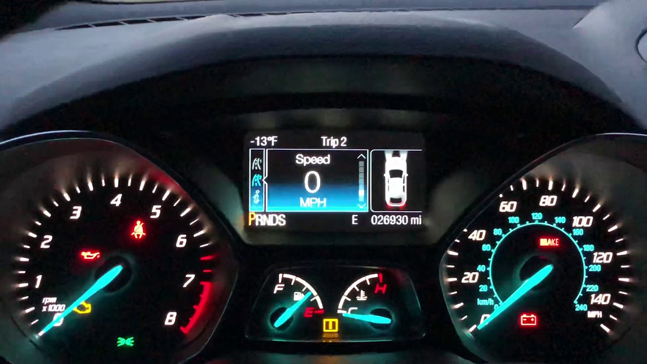 Ford Escape cold start (-13F) - YouTube