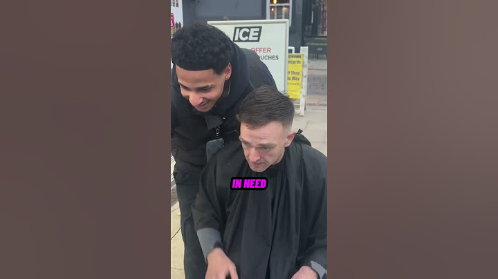 Kind barber helps out homeless people 🥹💓 (🎥IG/@ezelcutz)