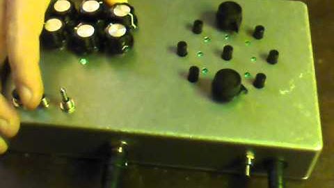 8/4/3 Step Sequenced Noise Machine // Delay // Circuit Bent Synth Box