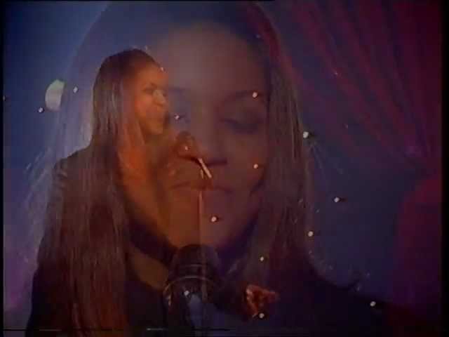 Wendy Moten - Come In Out Of The Rain - Top Of The Pops - Thursday 3rd February 1994 class=