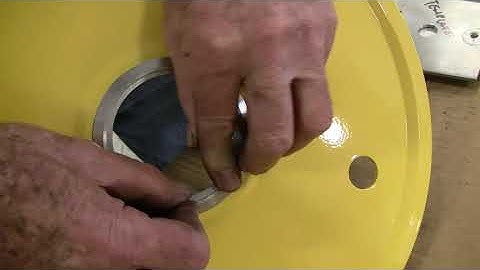 BenchMark - Slickline Measuring Head - Tension Wheel Bearing Replacement