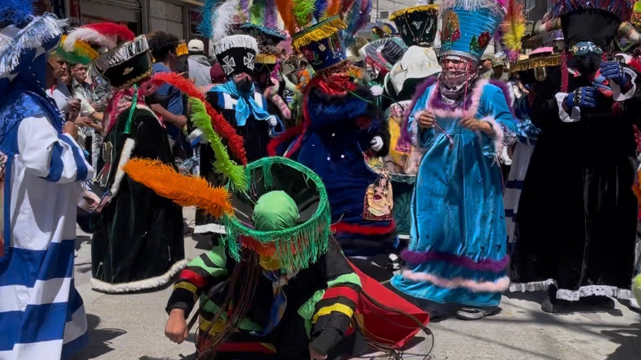 Tradicional Brinco de Chinelos Los Reyes La Paz. La Destructiva Banda Tromba Sinaloense 2025.