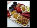 what do raw vegans eat?
