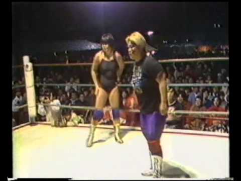 Japanese Womens Wrestling 1985 - YouTube