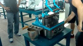 Commercial Soft Ice Cream Cone Making Machine TT-ET4B screenshot 4