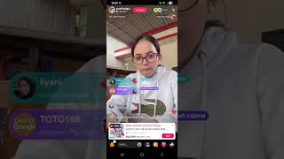 Download Lagu PREGNANT WOMAN PUTRI ISNARI EATS BLOOD CRUSHES!! MP3