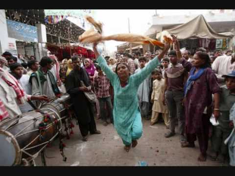 Echoes of Sufi Chants - Kafi Bulleh Shah (Ghonghat...