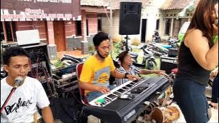 Kecewa Rina Musik