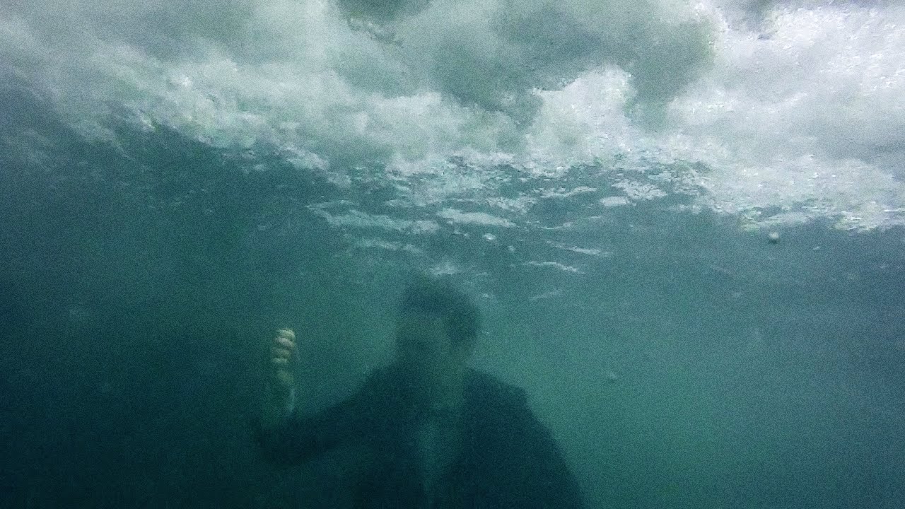 Ver Jherek Bischoff - Cistern (Official Video) no YouTube Ver Jherek Bischoff - Cistern (Official Video) no YouTube