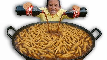 Bà Tân Vlog - Lần Đầu Làm Mâm Chân Gà Hầm Coca Khổng Lồ Đãi Cả Làng