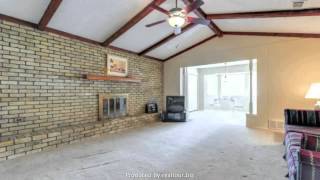 Great home for sale at 2209 Franklin Drive, Arlington, TX 76011