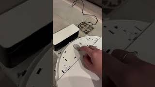 Робот-пылесос Xiaomi Mi Robot Vacuum- Mop Essential не включается. Что с ним! Help me.