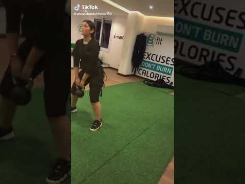 ليلى احمد زاهر فى الجيم