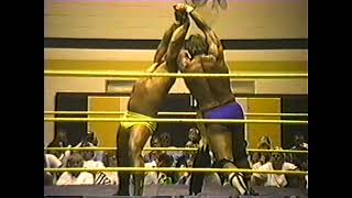 Ron Garvin vs Paul Orndorff September 7th 1992 - SMW Shinston, WV
If youd like to help me in my ongoing quest to keep finding more obscure wrestling footage you can sign up for my Patreon at https://www.patreon.com/KrisPLettuce where you can keep up with what footage Im looking at getting next and also get access to exclusive perks. Follow me on twitter @KrisPLettuce where I post a lot of gifs and clips Ron Garvin vs Paul Orndorff September 7th 1992 - SMW Shinston, WV