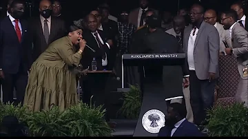 Kierra Sheard Sings The ENTIRE Roof Off At COGIC AIM 2022 CONVENTION “There is No Way”
